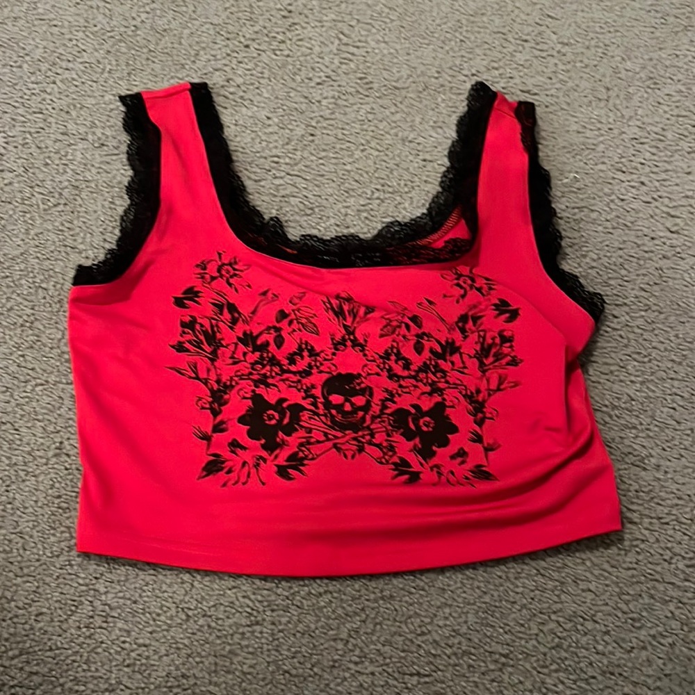 shein graphic lace cropped tank top size xs